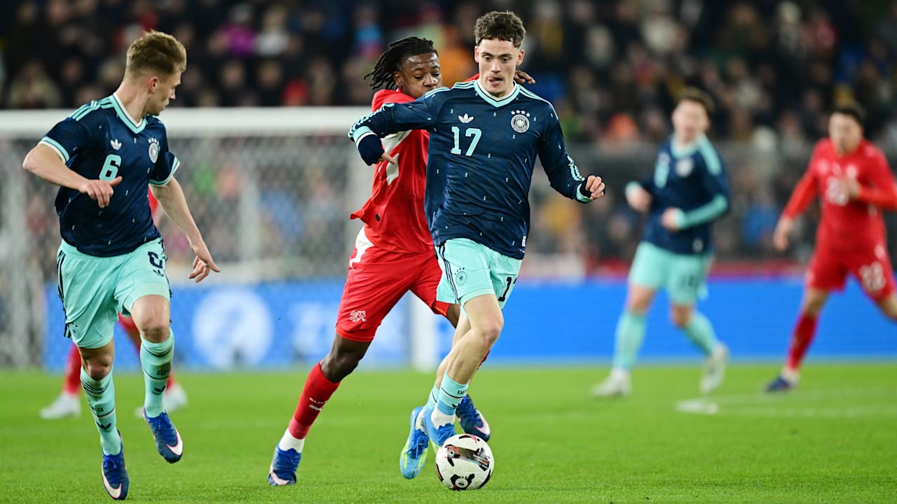 Nationalmannschaft: Nach Schweiz-Sieg! ALLE feiern unseren Wow-Wirtz