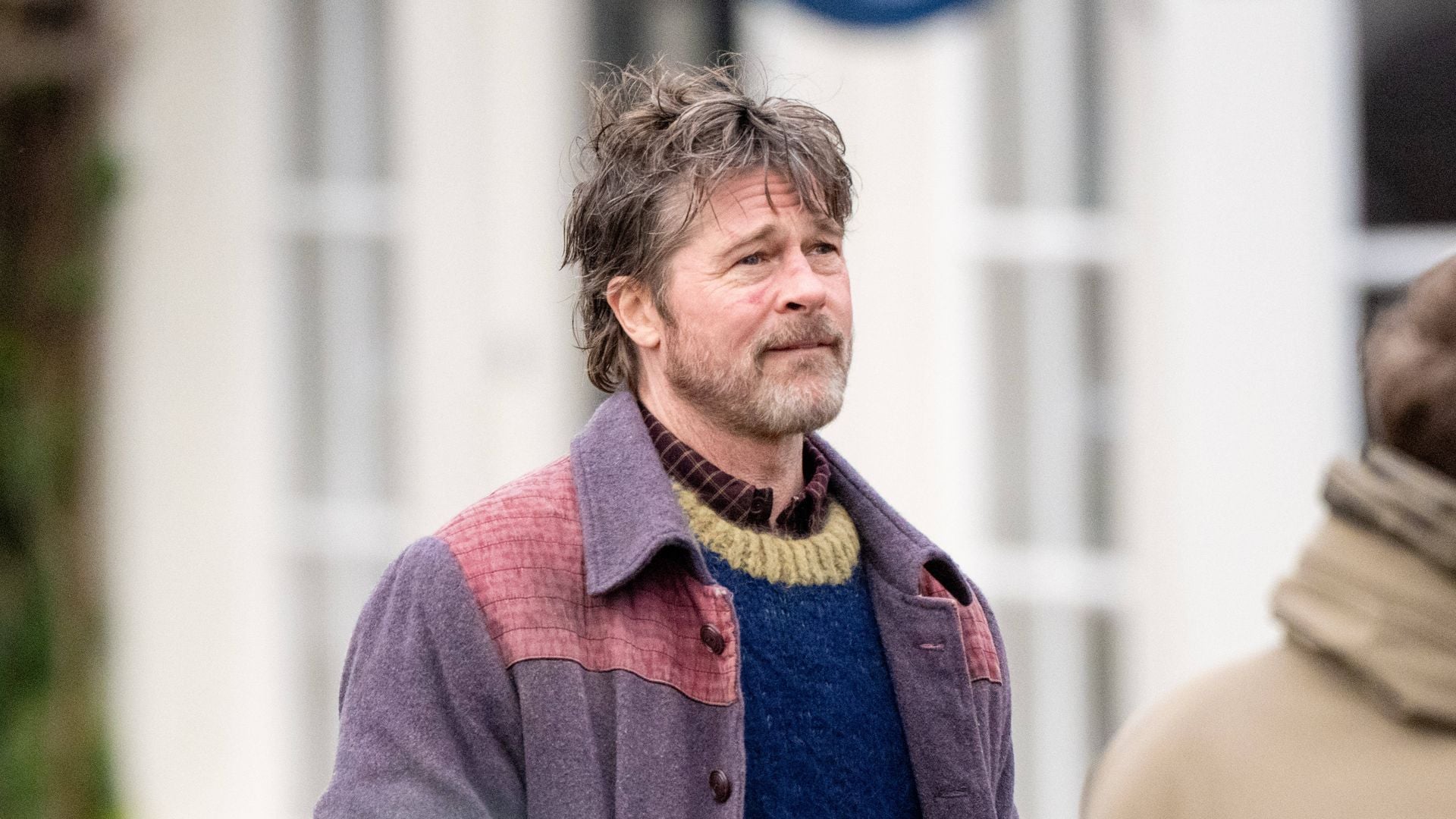 kaum-zu-erkennen-brad-pitt-dreht-zottelig-in-amsterdam.jpg Kaum zu erkennen: Brad Pitt dreht zottelig in Amsterdam