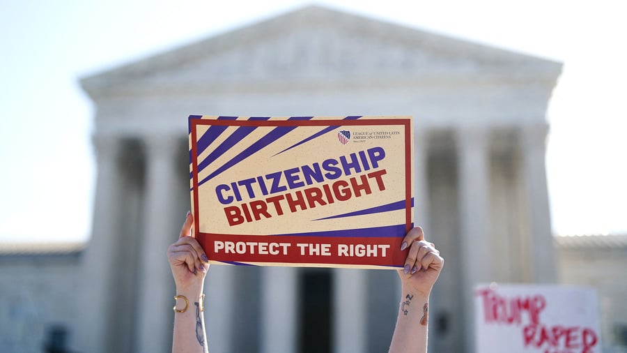 Sammelklage: „Barbara“ gegen Trump: Supreme Court verhandelt das US-Geburtsrecht – und der US-Präsident sitzt live dabei