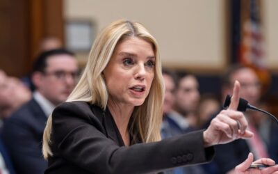 USA: Trump feuert Justizministerin Pam Bondi