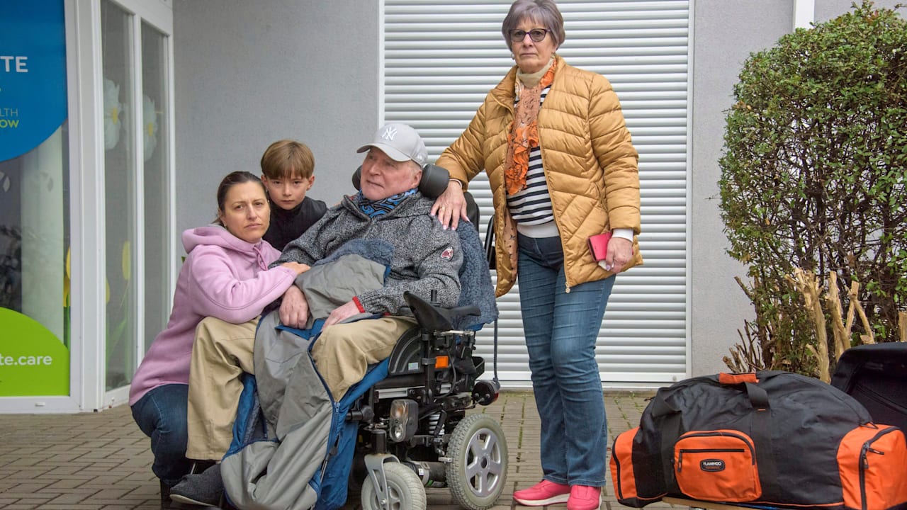 seniorenresidenz-in-laatzen-dicht-ex-kommissar-muss-im-e-rollstuhl-ins-neue-heim.jpg Seniorenresidenz in Laatzen dicht: Ex-Kommissar muss im E‑Rollstuhl ins neue Heim