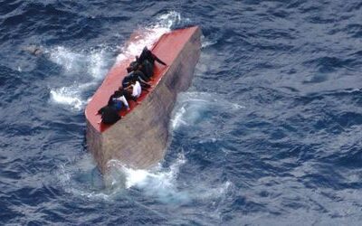 Mittelmeer: Zwei Tote und 71 Vermisste bei Schiffsunglück vor Italien