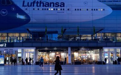Tarifstreit: Kabinenpersonal legt Lufthansa-Betrieb lahm