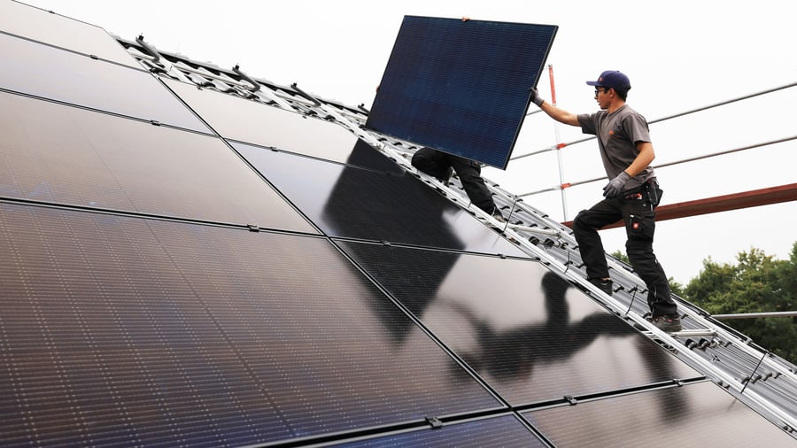 Immobilien: Förderstopp für Solaranlagen – droht das Aus für Mieterstromprojekte?