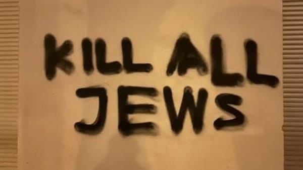 antisemitische-parolen-aufruf-zum-juden-mord-mitten-in-berlin.jpg Antisemitische Parolen: Aufruf zum Juden-Mord mitten in Berlin