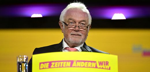 fdp-parteienforscher-sieht-wolfgang-kubicki-als-risiko-fuer-weiteren-rechtsruck.jpg FDP: Parteienforscher sieht Wolfgang Kubicki als Risiko für weiteren Rechtsruck