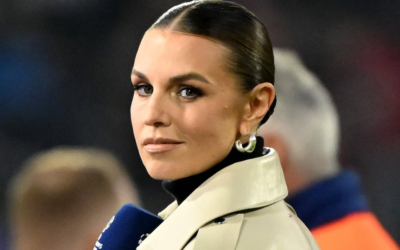 In Lederhose: Laura Wontorra wird zum Hingucker in der Allianz Arena