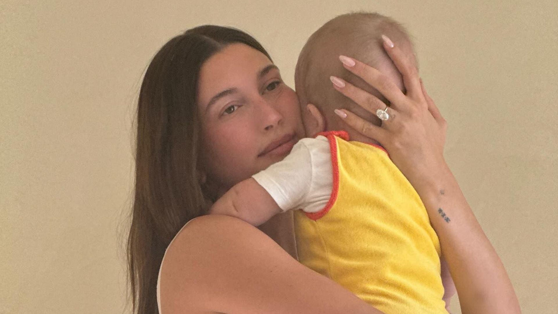 Hailey Bieber verrät: Große Ängste um Baby Jack als Neu-Mama
