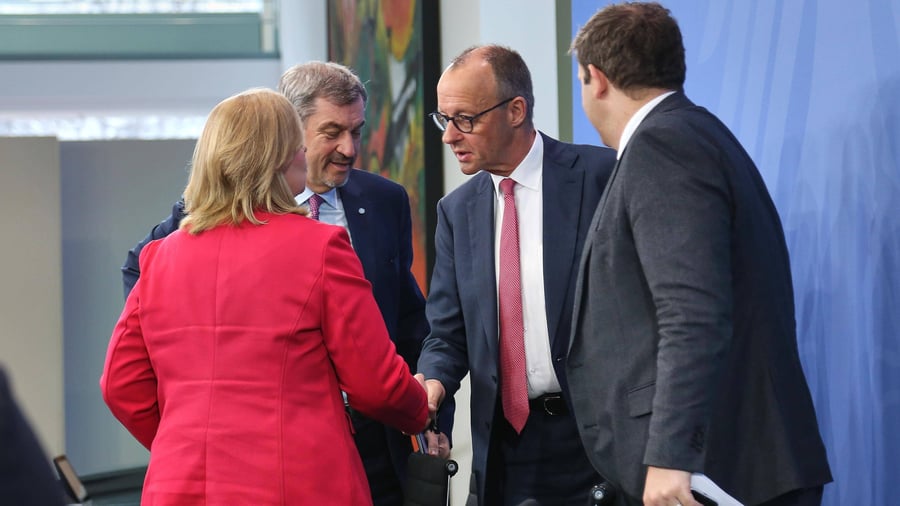 Energiekrise: Nach Kritik der Wirtschaft: Regierung weitet Zeitraum für 1000-Euro-Prämie deutlich aus