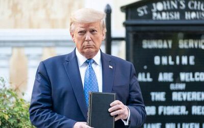 Donald Trump nimmt an Bibel-Vorlese-Marathon teil