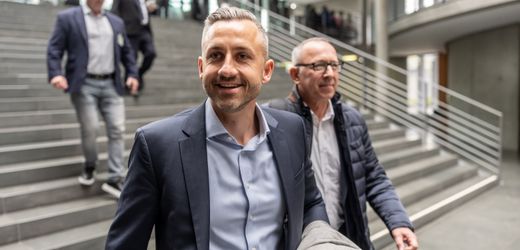 AfD: Internes Spitzentreffen – wie sich die Partei aufs Regieren vorbereitet