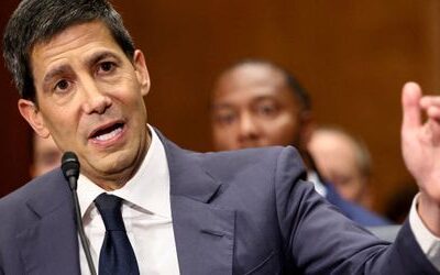 Kevin Warsh: Republikanischer Senator Thom Tillis unterstützt Trumps Kandidaten Kevin Warshfür Fed-Chefposten