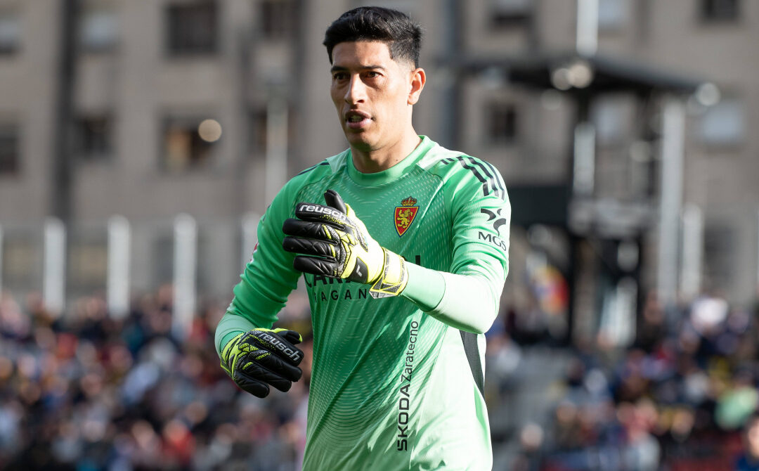 Eklat in Spanien: Torwart Esteban Andrada schlägt Gegenspieler