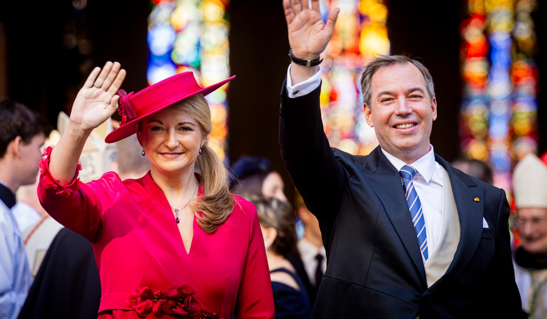 Stéphanie gibt farblich Vollgas