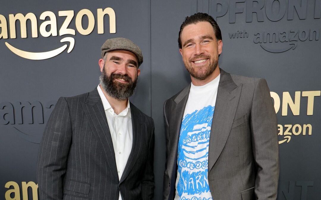 Lustig: So reagierte Travis Kelce auf Jasons erstes Baby