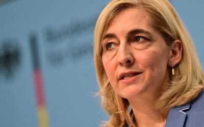 Gesundheitsreform: Gutverdiener zahlen mehr, Wechsel in PKV wird schwerer: Warken legt neuen Entwurf vor