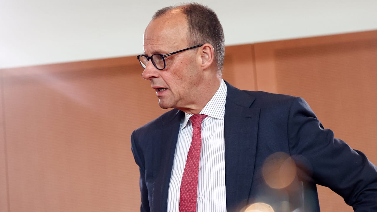 Lästereien, Misstrauen, Schuldfragen: Stimmung im Kanzleramt kippt