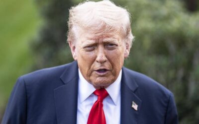 Wirkt dicker: Donald Trump lehnt eine kugelsichere Weste ab