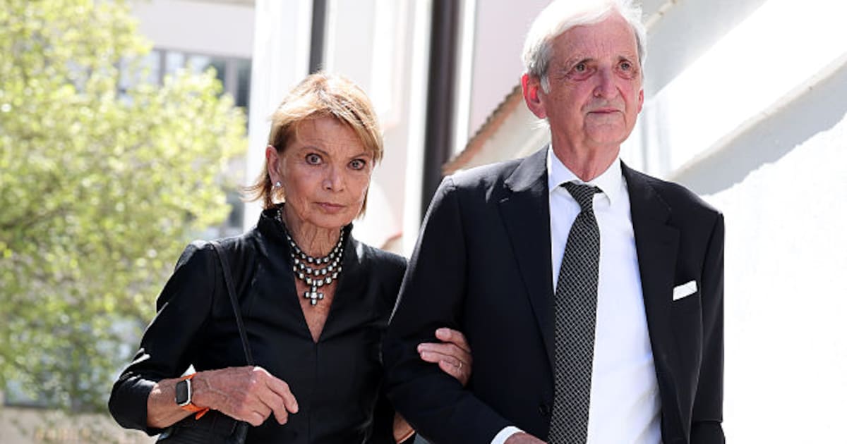 Veronica Ferres, Uschi Glas & Iris Berben bei Trauerfeier für Mario Adorf