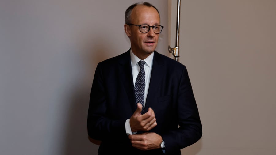 interview-rhetorik-professor-zu-merz-kommunikation-irgendwas-laeuft-da-im-hintergrund-schief.jpg Interview: Rhetorik-Professor zu Merz’ Kommunikation – „Irgendwas läuft da im Hintergrund schief“