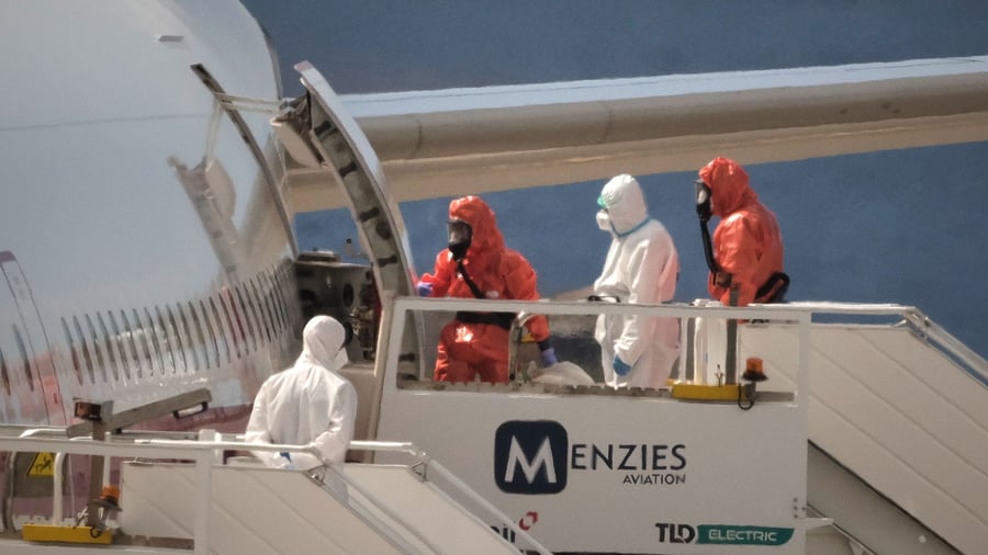 Hantavirus: Deutsche „Hondius“-Passagiere in Niederlanden gelandet