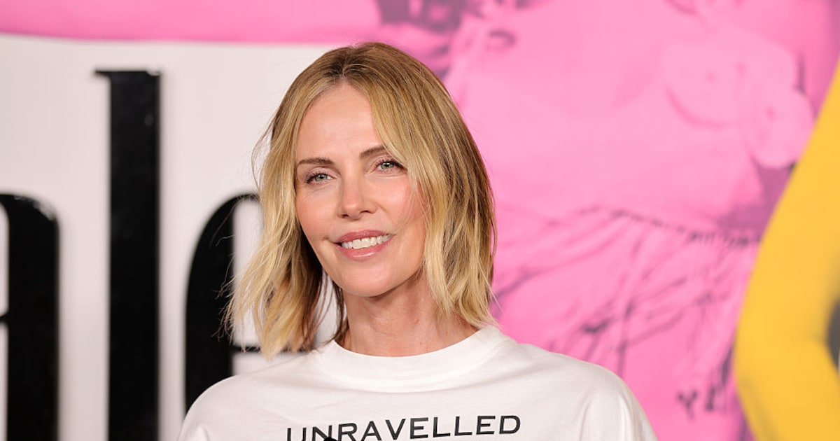 hollywoodstar-charlize-theron-postet-seltene-bilder-mit-ihren-toechtern-zum-muttertag.jpg Hollywoodstar Charlize Theron postet seltene Bilder mit ihren Töchtern zum Muttertag