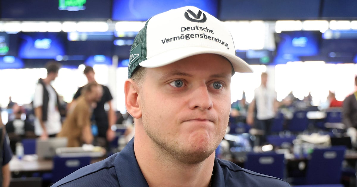 mick-schumacher-kaempft-mit-schmerzen-und-braucht-op.png Mick Schumacher kämpft mit Schmerzen und braucht OP