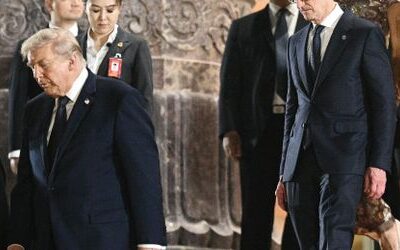 Donald Trump steckte vor China-Reise Millionen in Apple-Papiere