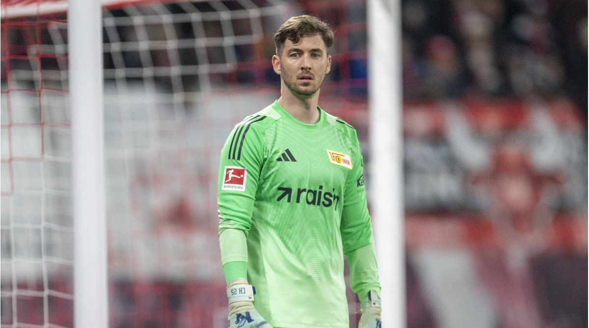 Union Berlin verlängert mit Ersatztorhüter Carl Klaus