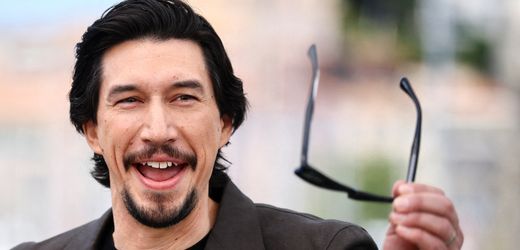 adam-driver-und-lena-dunham-schauspieler-aeussert-sich-in-cannes-zu-famesick-passage.jpg Adam Driver und Lena Dunham: Schauspieler äußert sich in Cannes zu »Famesick«-Passage