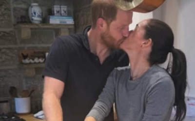 Mit den Kids: Harry & Meghan zeigen, wie sie Hochzeitstag feiern