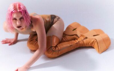 Techno-Pop von Floss: Prickelig in Pink