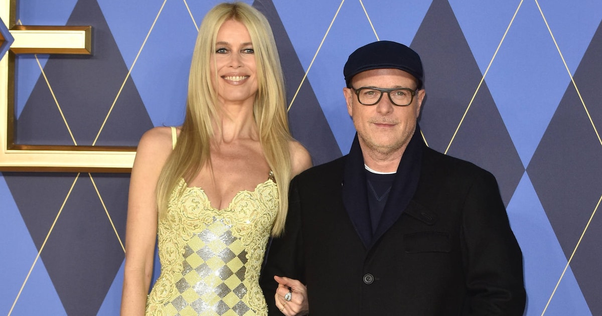 24-jahre-verheiratet-claudia-schiffer-teilt-zum-hochzeitstag-foto-vom-hochzeitstanz.jpeg 24 Jahre verheiratet: Claudia Schiffer teilt zum Hochzeitstag Foto vom Hochzeitstanz
