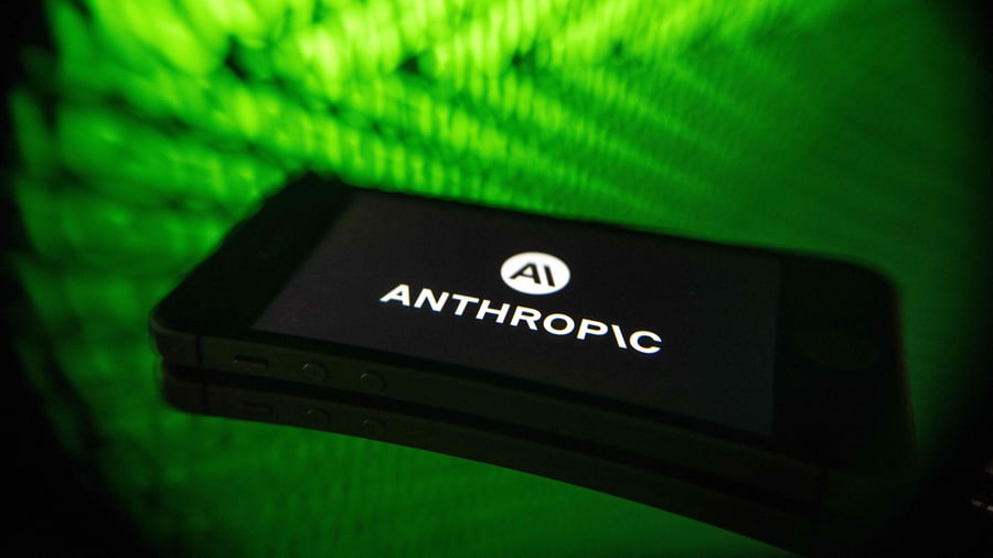 kuenstliche-intelligenz-anthropic-sammelt-weitere-65-milliarden-dollar-ein-bewertung-6a19f36a45472.jpg Künstliche Intelligenz: Anthropic sammelt weitere 65 Milliarden Dollar ein – Bewertung höher als OpenAI