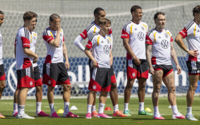 DFB-Team mit Karl & Nmecha gegen Finnland – Neuer voll im Soll