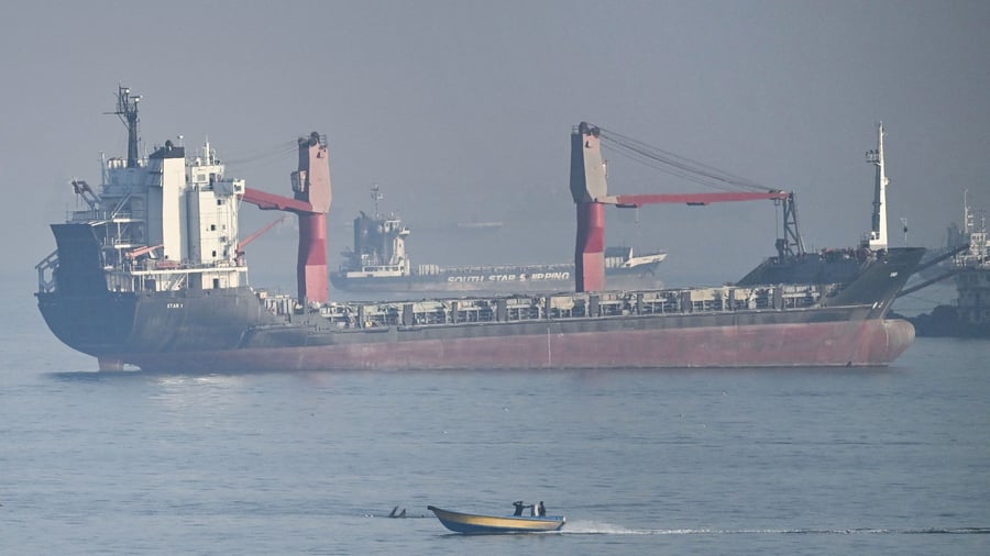 iran-krieg-us-militaer-stoppt-handelsschiff-auf-dem-weg-in-den-iran.jpg +++ Iran-Krieg +++: US-Militär stoppt Handelsschiff auf dem Weg in den Iran