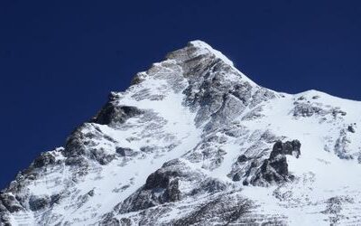Mount Everest: Mehr als 1000 Bergsteiger erklimmen höchsten Berg der Welt in einer Saison