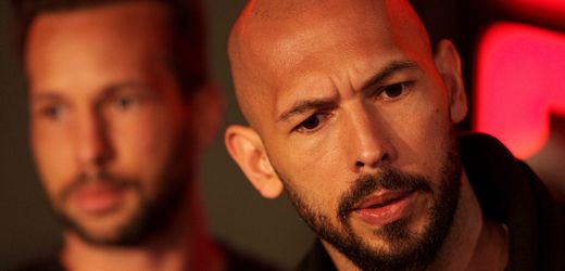 Andrew Tate reist nach Russland. Und seine mutmaßlichen Opfer warten auf Gerechtigkeit