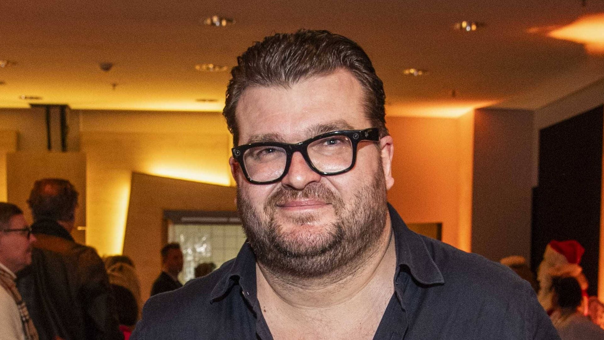 Sohn von Moderatorin Carmen Nebel weist sich in Klinik ein