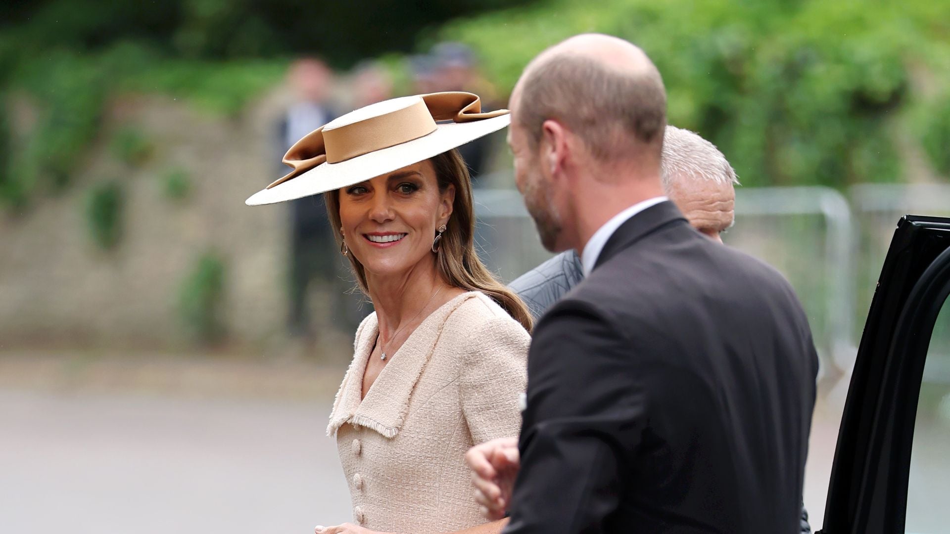 william-und-kate-auffallend-auf-abstand-bei-royal-hochzeit.jpg William und Kate auffallend auf Abstand bei Royal-Hochzeit