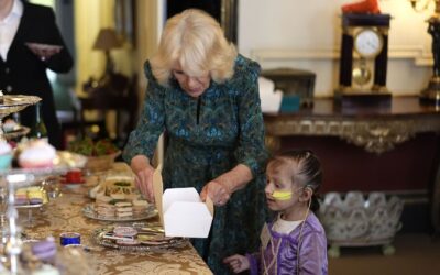 Tea-Time mit Camilla: Schwer kranke Kinder besuchen Königin