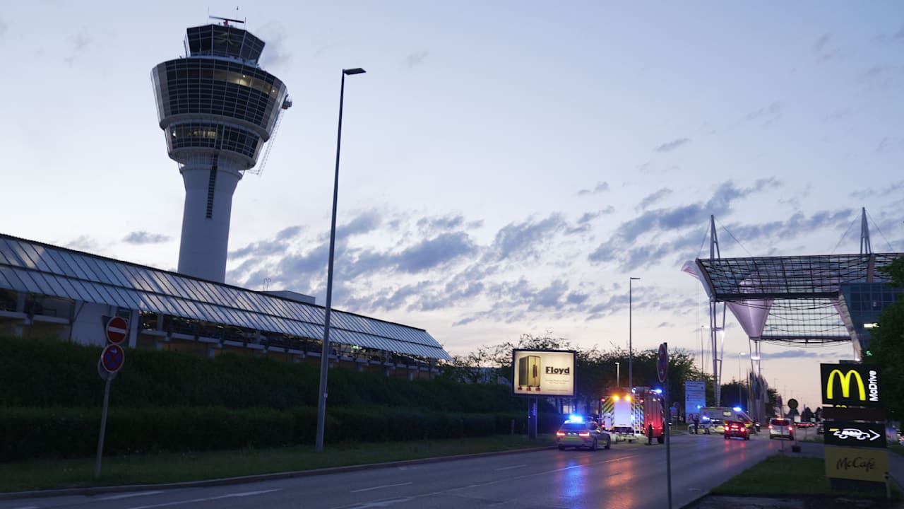 erste-maschinen-starten-wieder-von-muenchen.jpg Erste Maschinen starten wieder von München