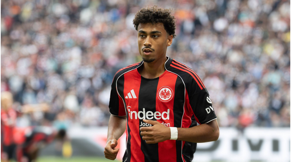 eintracht-frankfurt-wie-gross-die-diskrepanz-mit-fc-bayern-bei-brown-ist.jpg Eintracht Frankfurt: Wie groß die Diskrepanz mit FC Bayern bei Brown ist