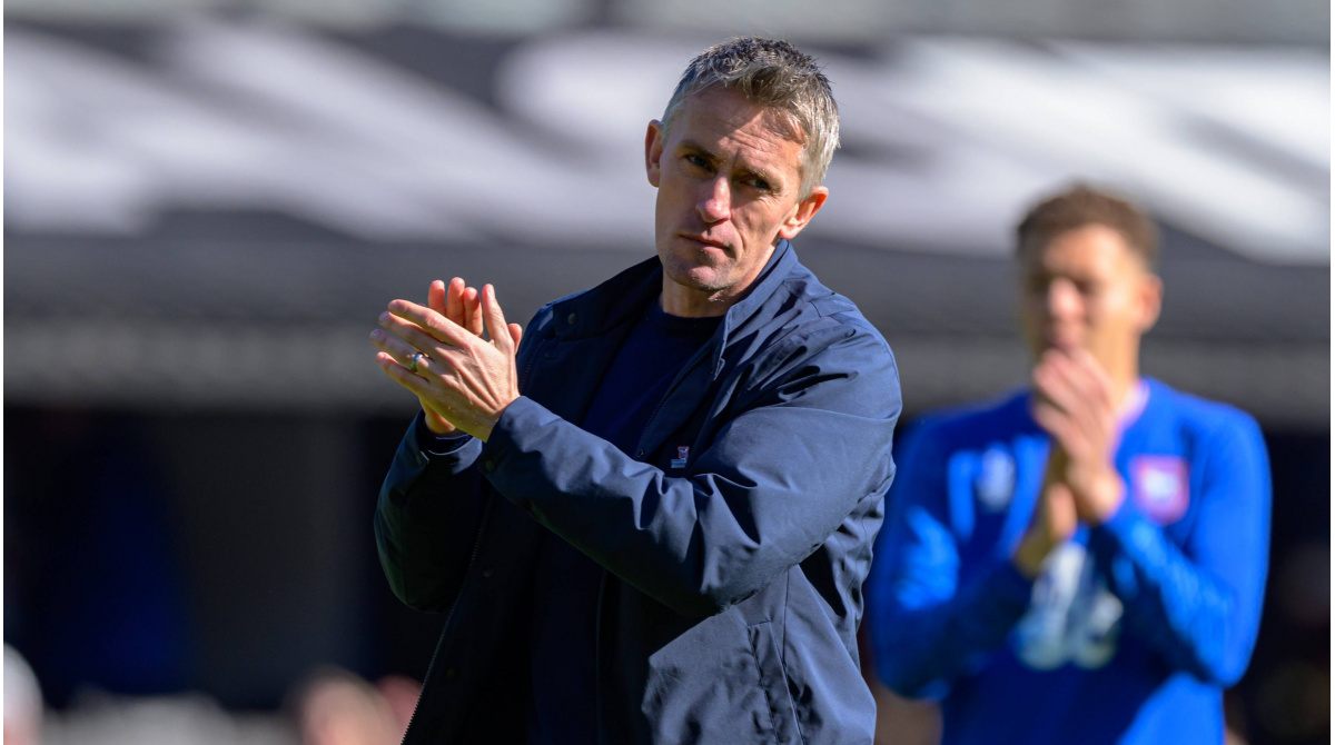 nach-wiederaufstieg-mckenna-tritt-bei-ipswich-town-ab-legt-pause-ein.jpg Nach Wiederaufstieg: McKenna tritt bei Ipswich Town ab – Legt Pause ein