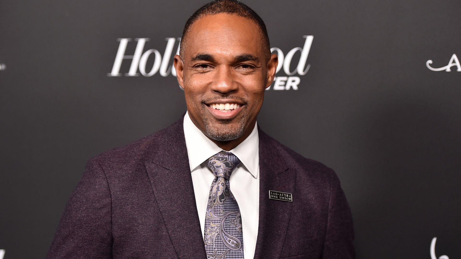 jason-george-verraet-neue-details-zu-rueckkehr-und-serien-aus.jpg Jason George verrät neue Details zu Rückkehr und Serien-Aus