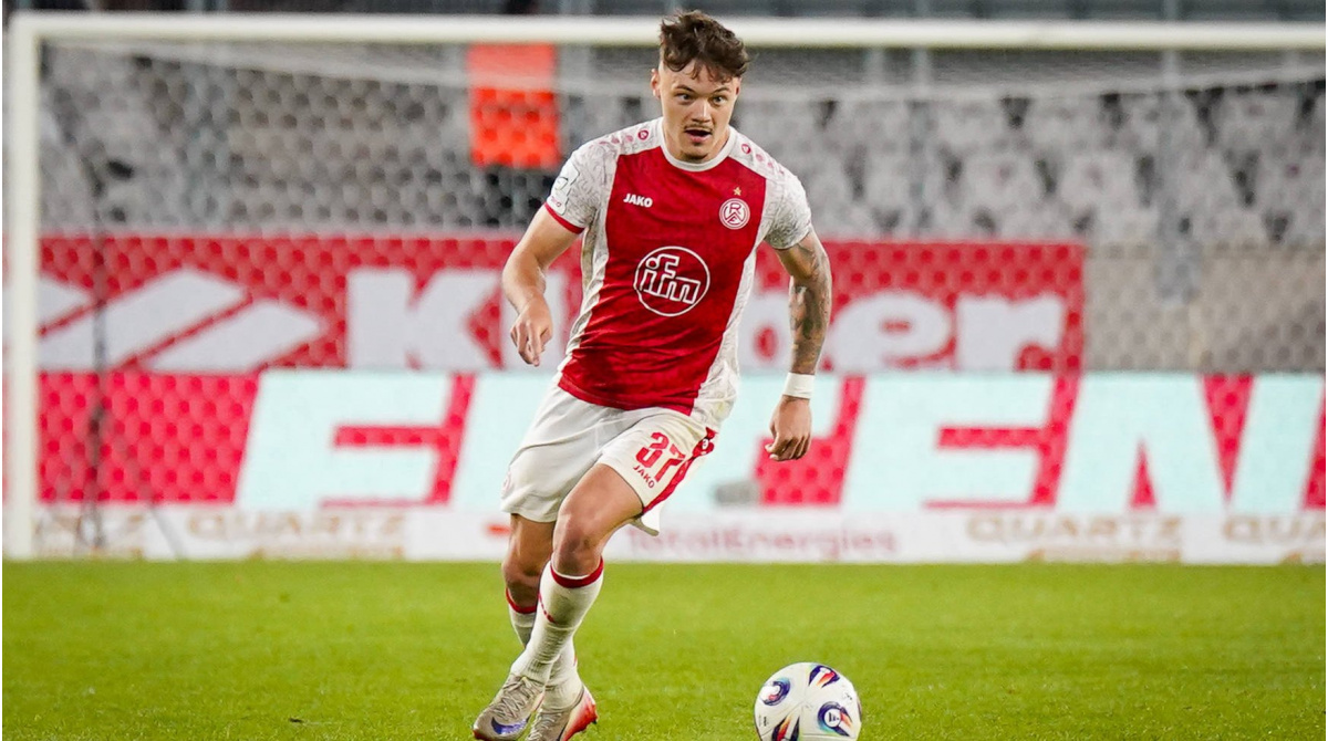 naechster-abgang-beim-1-fc-nuernberg-hofmann-wechselt-fest-zu-rot-weiss-essen.jpg Nächster Abgang beim 1. FC Nürnberg: Hofmann wechselt fest zu Rot-Weiss Essen