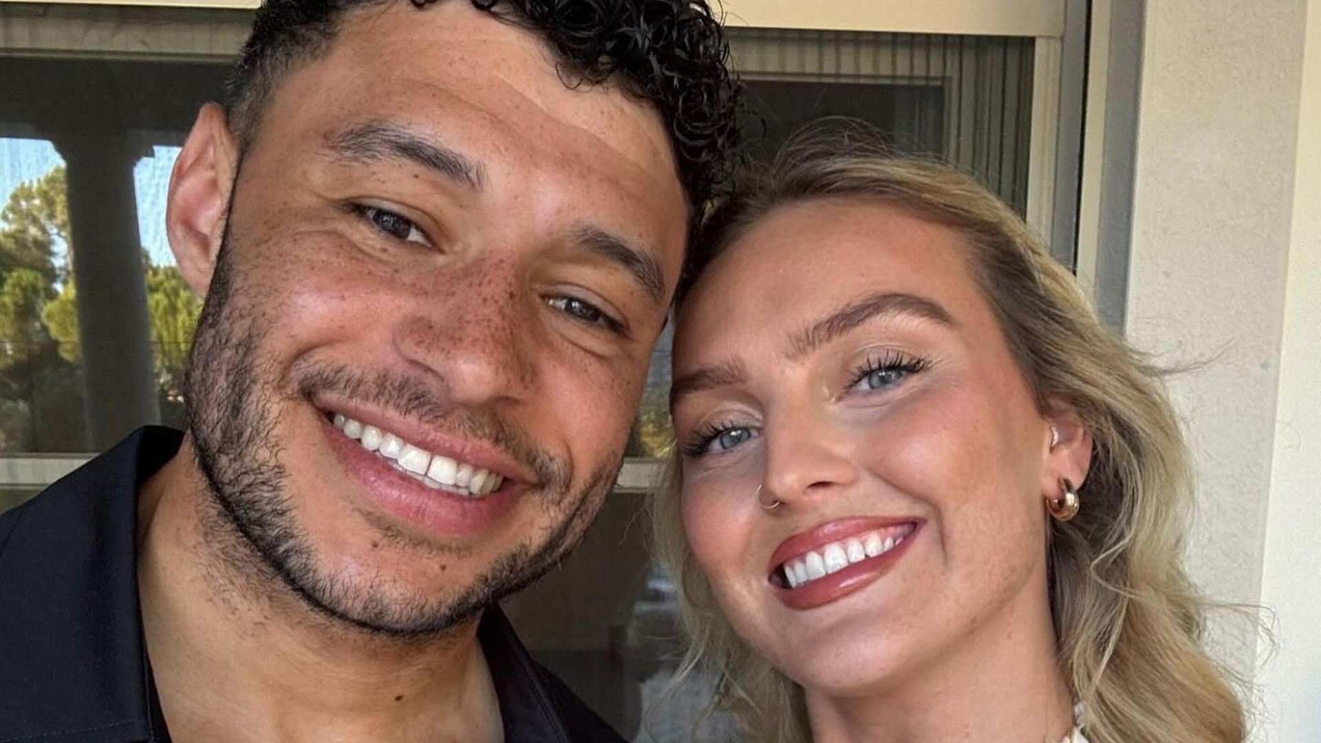 little-mix-saengerin-perrie-edwards-und-alex-sind-verheiratet.jpg Little-Mix-Sängerin Perrie Edwards und Alex sind verheiratet